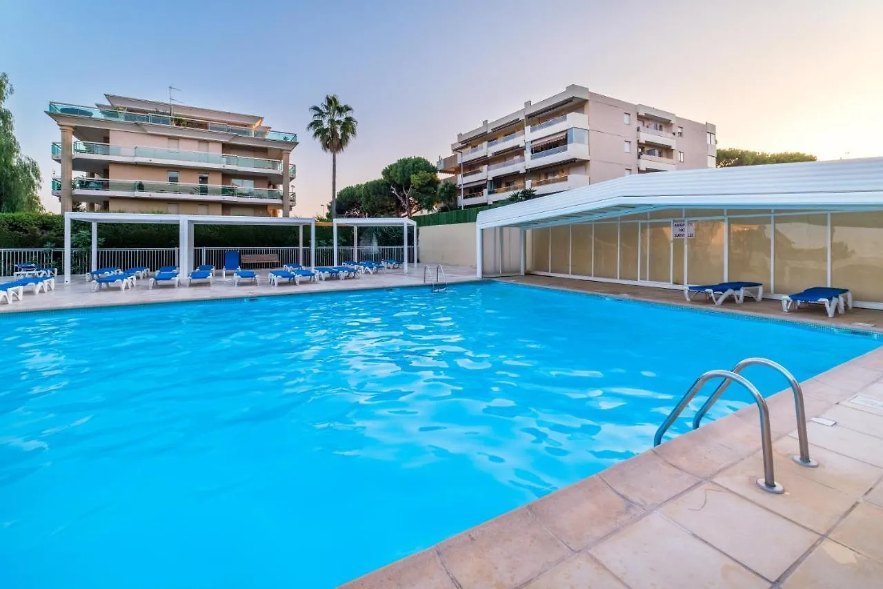 Residence Heliotel Marine Saint-Laurent-du-Var Aparthotel