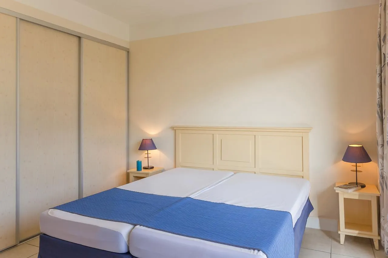 Residence Heliotel Marine Saint-Laurent-du-Var Aparthotel